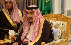 الملك سلمان يستقبل ولي عهد دبي ورئيس مجلس الأمة الكويتي (صور)
