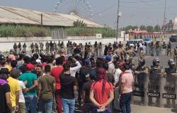 العراق... إصابات واعتقالات بصفوف متظاهرين مطالبين بتحسين الخدمات بالبصرة