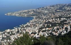ثلاثة جرحى بإطلاق نار على موكب وزير شؤون النازحين اللبناني في جبل لبنان