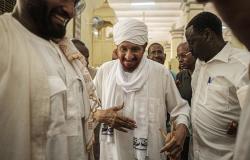 قيادي في "الأمة" السوداني يكشف أهم أسباب اختيار حمدوك لرئاسة الحكومة