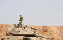 إسرائيل تلغي إجازات جنودها.. وتحذر لبنان من "خدش" أي عسكري