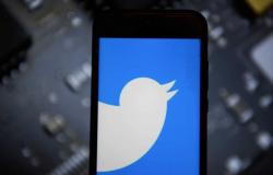 تويتر توقف مؤقتًا القدرة على التغريد عبر الرسائل القصيرة
