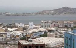 الحكومة اليمنية تطالب الإمارات بإخلاء منشأة لتصدير الغاز بعد تحويلها إلى ثكنة عسكرية