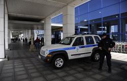 الشرطة اليونانية تعتقل لبنانيا يشتبه بضلوعه في اختطاف طائرة
