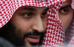 مدير مكتب ولي العهد السعودي ينشر فيديو له مع أسرة حارس الملك سلمان
