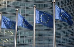 الاتحاد الأوروبي يرفع الإمارات من "قائمة سوداء"