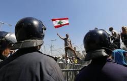 بالفيديو... إشكال بين نائب لبناني والقوى الأمنية
