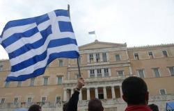 اليونان..لماذا تقترض صاحبة أكبر معدل ديون في أوروبا بفائدة سالبة؟