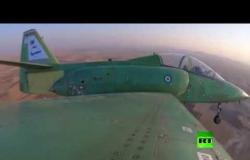 إيران تكشف النقاب عن طائرة عسكرية جديدة