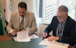 السعودية ونيوزيلندا تتفقان على منح رخص الطيران المدني