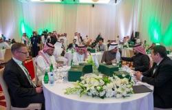 الاستثمار السعودية توقع 5 مذكرات تفاهم مع شركات بتروكيماويات عالمية