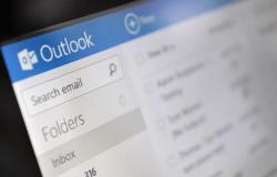 مايكروسوفت تحول Outlook.com إلى تطبيق ويب تقدمي