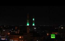 انفجار ضخم  يضيء السماء الفلسطينية ليلا
