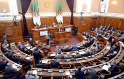 الأمة الجزائري يُصادق بالإجماع على نص قانون المالية 2020