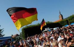 ثقة الشركات في ألمانيا ترتفع بأكثر من المتوقع