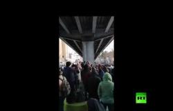محتجون ضد خامنئي بعد اسقاط الطائرة الأوكرانية