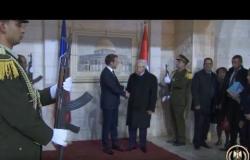شاهد.. الرئيس الفلسطيني عباس يستقبل نظيره الفرنسي ماكرون في رام اللة