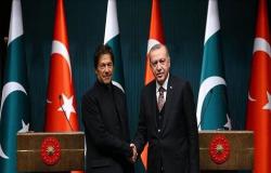 أردوغان وعمران خان يبحثان التطورات في سوريا