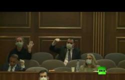 مشرعو كوسوفو يصوتون لحجب الثقة عن الحكومة بسبب فيروس كورونا