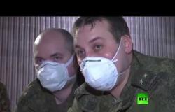 العسكريون الروس يشاركون في تجهيز مستشفى ميداني في بيرغامو الإيطالية