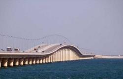إجراءات جديدة بشأن حركة الشاحنات عبر جسر الملك فهد