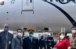 “مصر للطيران” تسير رحلتين إلى جوهانسبرج وباريس غدًا