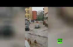 فيضانات تجرف سيارات في شوارع مدينة فرنسية