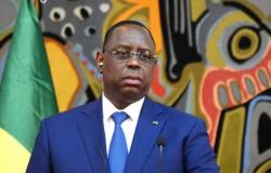 الرئيس السنغالي يدخل الحجر للاشتباه في إصابته بكورونا