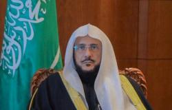 وزير الشؤون الإسلامية: نِعَم تترى ليلة عيد مبارك.. وخبر سعيد