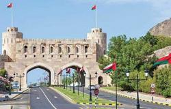 سلطنة عمان ترفع قيود التنقل بسبب "كورونا" وتقلص حظر التجول