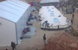 "كورونا" يتسلل إلى مخيم مكتظ باللاجئين في اليونان
