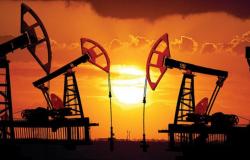 توقعات بارتفاع سعر برميل النفط فوق 70 دولاراً بحلول هذا الموعد