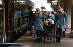 خلال 24 ساعة  .."اليونان" تسجل 13 وفاة و453 إصابة جديدة بكورونا