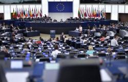 بروكسل.. القمة الأوروبية تؤكد الاستمرار في متابعة الموقف شرق المتوسط