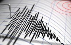 زلزال قوي يضرب ولاية أزمير التركية