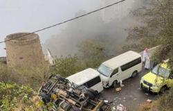 فيديو مروع.. لحظة سقوط سيارة النفايات من أعلى "جبل فيفاء" ووفاة عامل