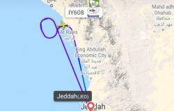 طائرة يمنية تغيِّر مسارها من القاهرة إلى جدة بسبب خلل فني