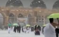 شاهد.. هطول الأمطار الغزيرة على ‫المسجد‬ الحرام