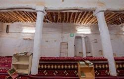 من مشروع ولي العهد لتطوير المساجد التاريخية.. مسجد النصب التراثي بأبها