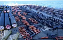 "أسوشيتد برس": الأسلحة المصادرة في بحر العرب مهربة من إيران إلى الحوثيين