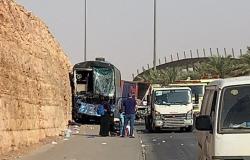 حادث تصادم بين حافلة نقل ركاب وشاحنة يخلف 12 إصابة في الرياض