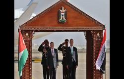 الملك يصل إلى بغداد ويلتقي الرئيس العراقي