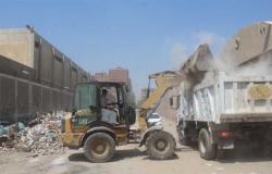 الجيزة ترفع ٩٠٠ طن مخلفات من شارع واحد بالطالبية