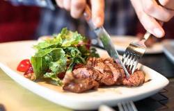لماذا يحب الرجال اللحوم أكثر من النساء؟