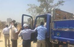 وزير النقل يستدعي الشرطة لعربة نقل تسير على القضبان: «كادت تتسبب في كارثة» (صور)