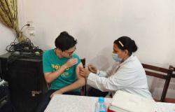 وكيل صحة الشرقية يتابع تطعيم المواطنين بلقاح كورونا في كنيسة الأنبا أنطونيوس (صور)