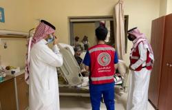 منسوبو "هلال الجوف" يعايدون المرضى المنومين بمستشفى الأمير متعب بسكاكا