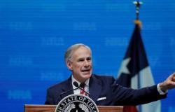 حاكم ولاية تكساس الأمريكية يأمر الحرس الوطني باعتقال المهاجرين