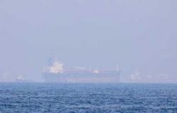 موقع لتعقب السفن: السفينة التي احترقت في ميناء اللاذقية هي ناقلة نفط إيرانية