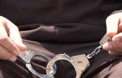 القبض على صاحب معرض بتهمة الاتجار بسيارات معفاه من الجمارك في بنها